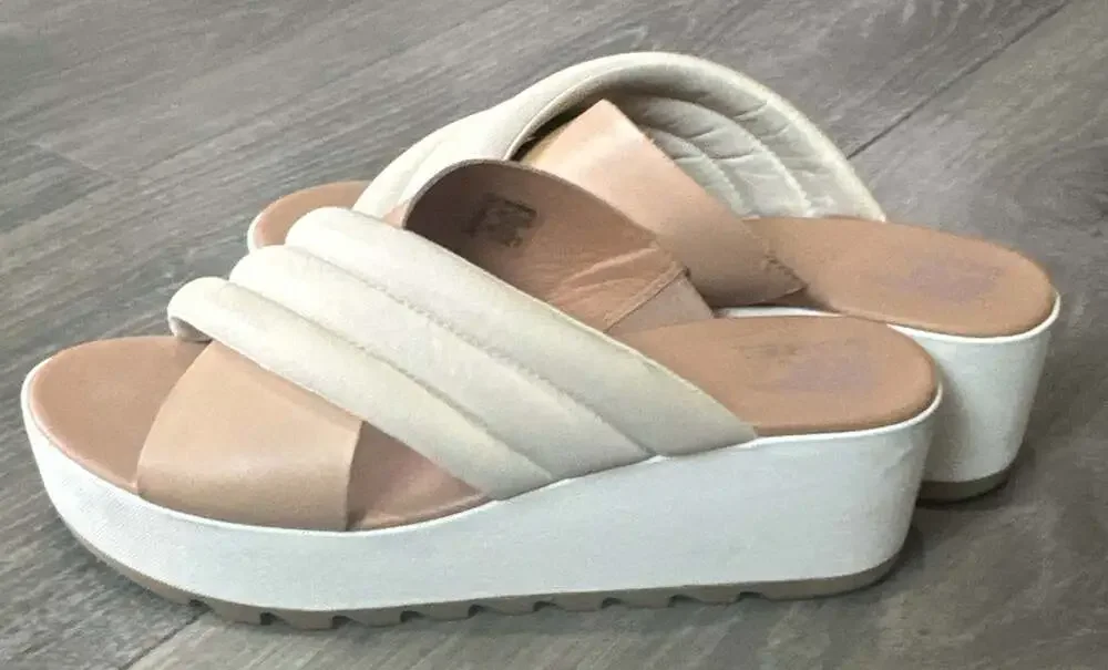 Sorel Cameron Puff Leather Wedge Sandals